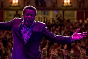 stephen k amos live